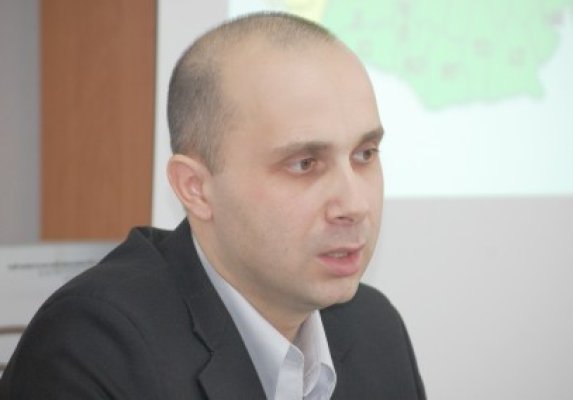 Mihai Petre nu candidează la Parlament